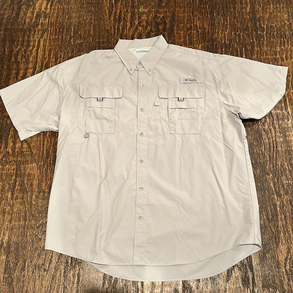 Columbia Sportswear shirt
